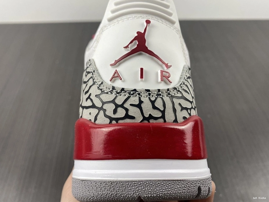 3 Red Cardinal Jordan Retro - CT8532-126 0126